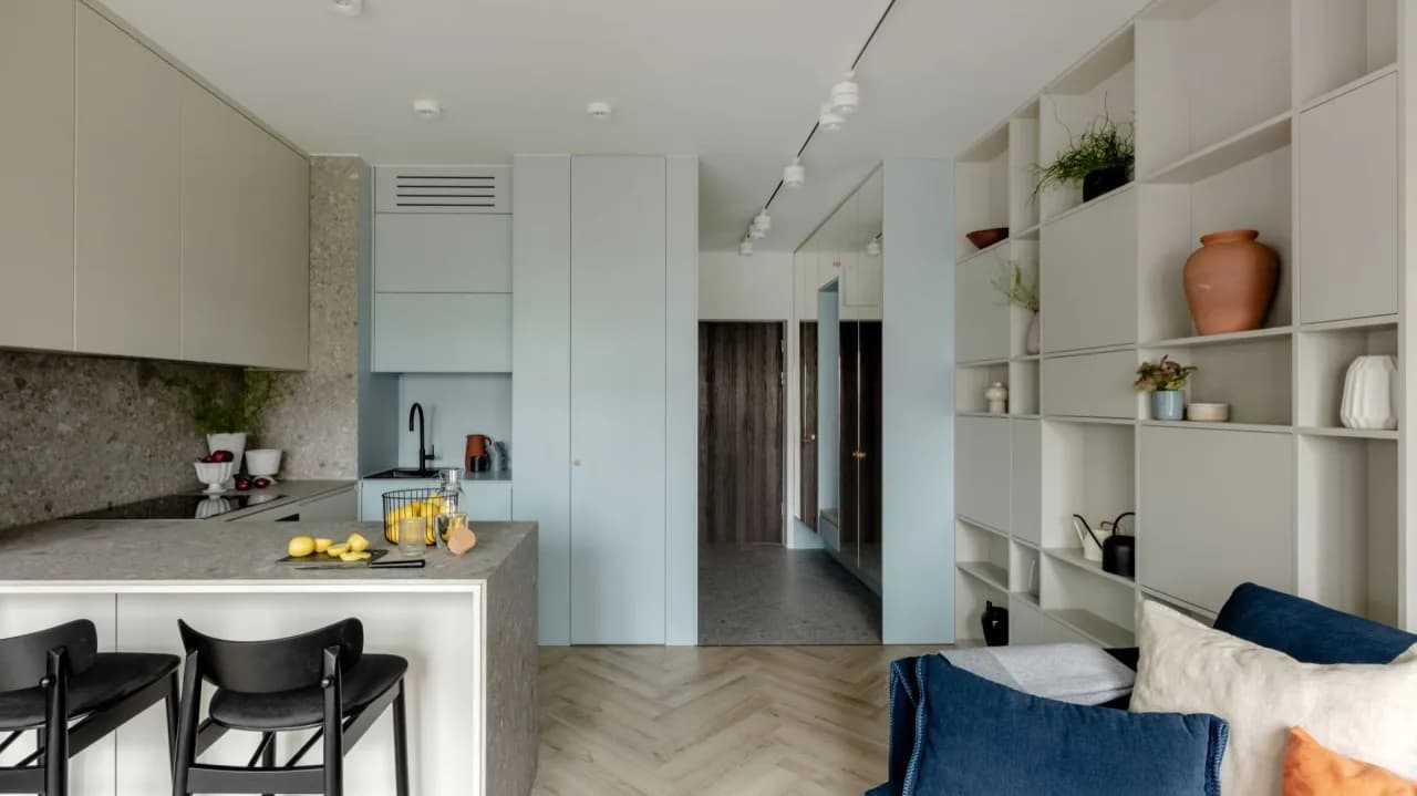 Jak urządzić małe mieszkanie 30 m, by zyskać przestrzeń i styl